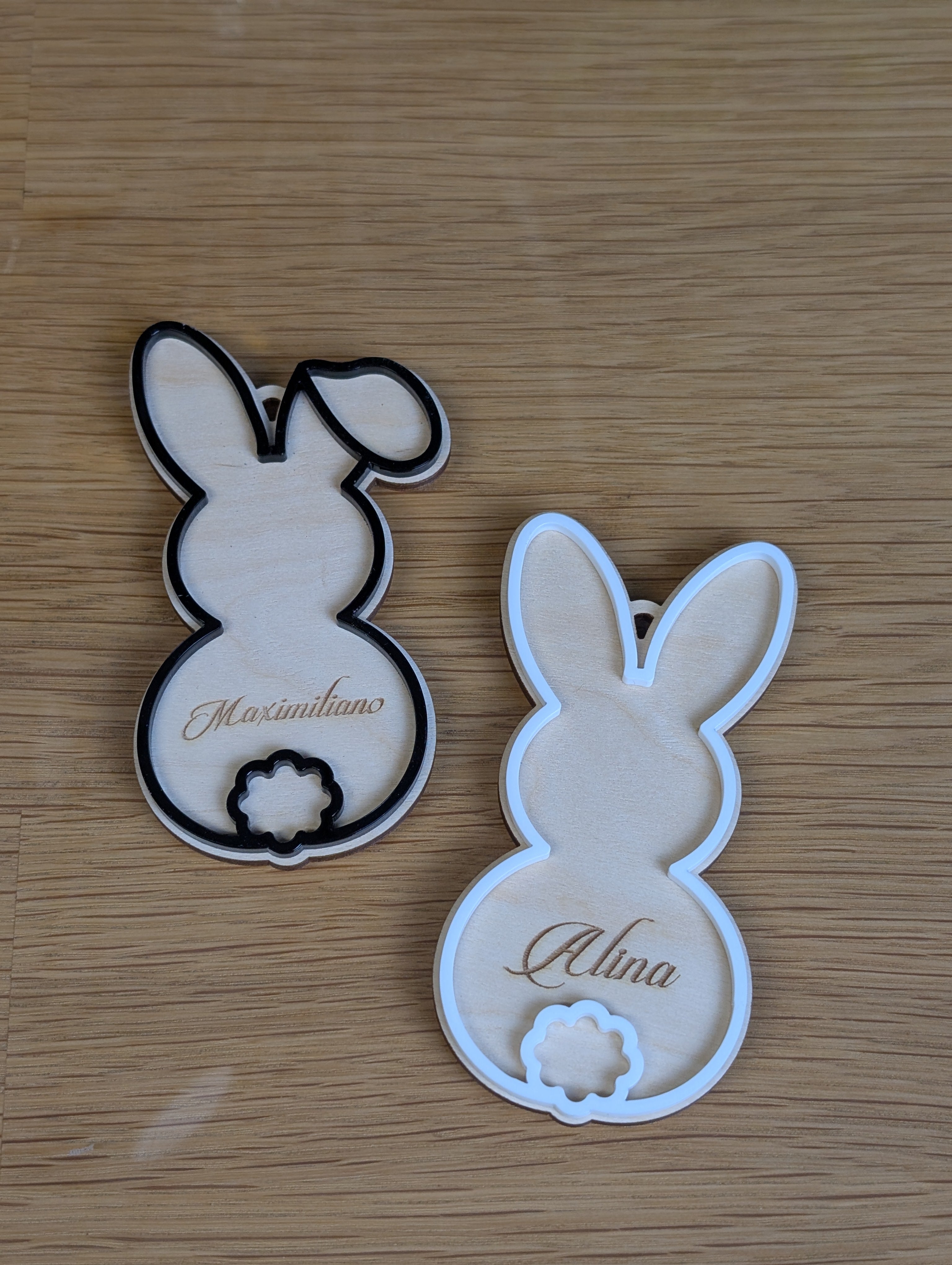 Personalisierter Hasen-Anhänger „Blumen-Schwänzchen“ | 3D-Look