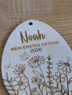 Personalisierter Blumenwiesen-Anhänger „Frühlingszauber“ | Holz & 3D-Optik