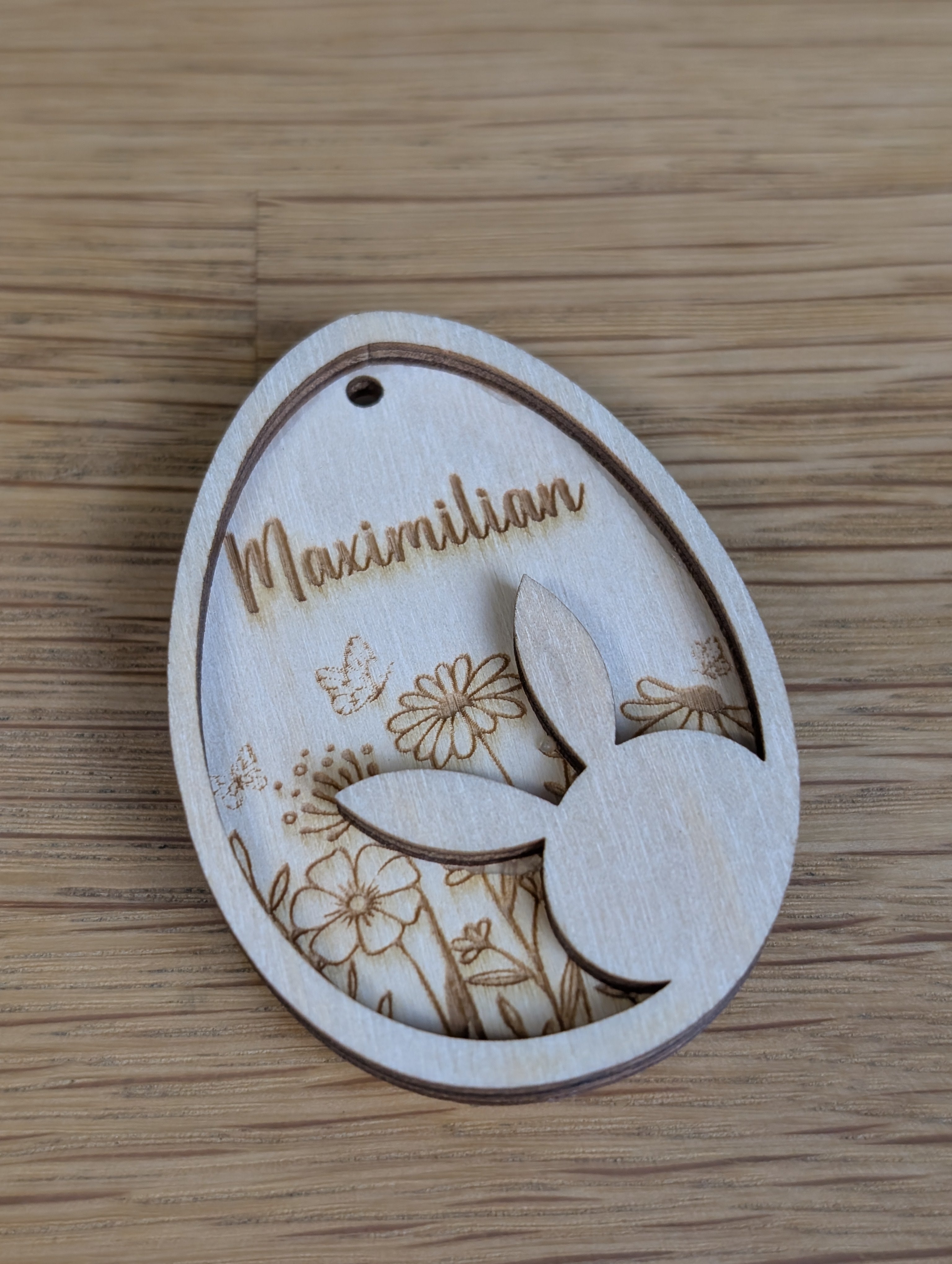 Personalisierter Blumenwiesen-Anhänger „Frühlingszauber“ | Holz & 3D-Optik