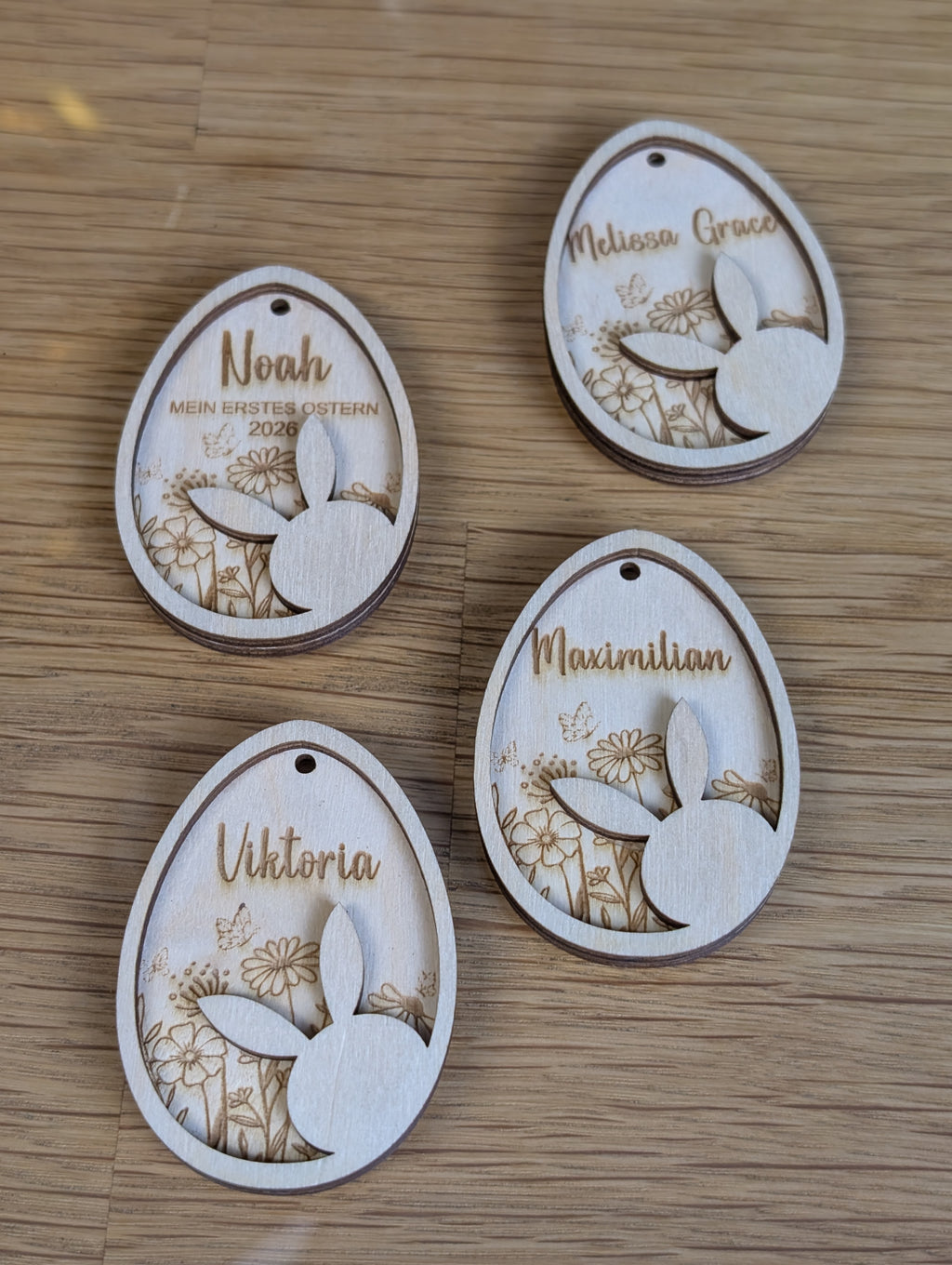 Personalisierter Blumenwiesen-Anhänger „Frühlingszauber“ | Holz & 3D-Optik