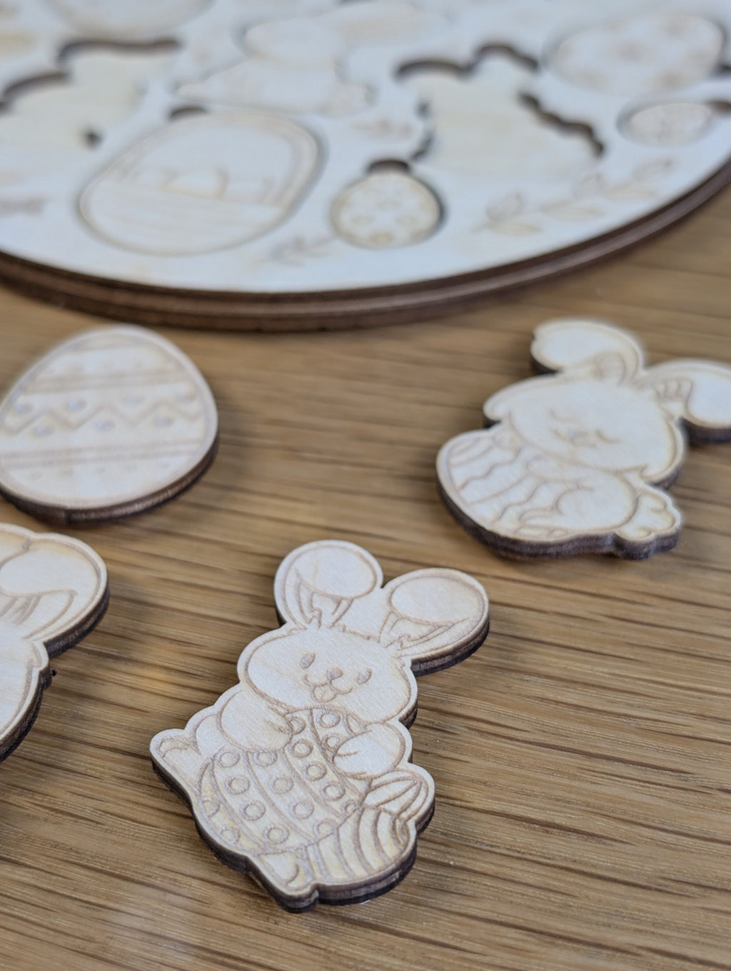 Montessori-Holzpuzzle „Hasenbande“