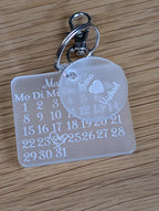 Schlüsselanhänger „Unser Tag“ | Kalender-Gravur & Name
