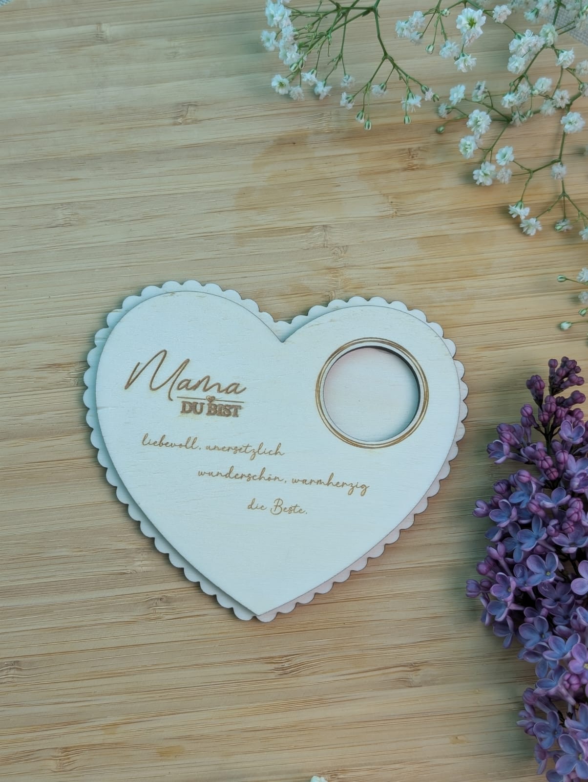 Muttertags-Teelichthalter aus Holz mit Gravur | Geschenk für Mama | Herz-Design