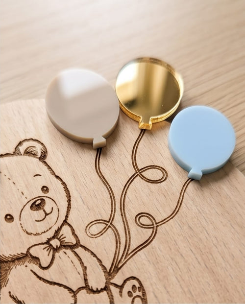 3D Cake Topper "Bär & Ballons" aus Holz & Acryl | Personalisiert