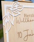 XXL Willkommensschild für Events aus Holz & 3D-Acryl | Personalisiert