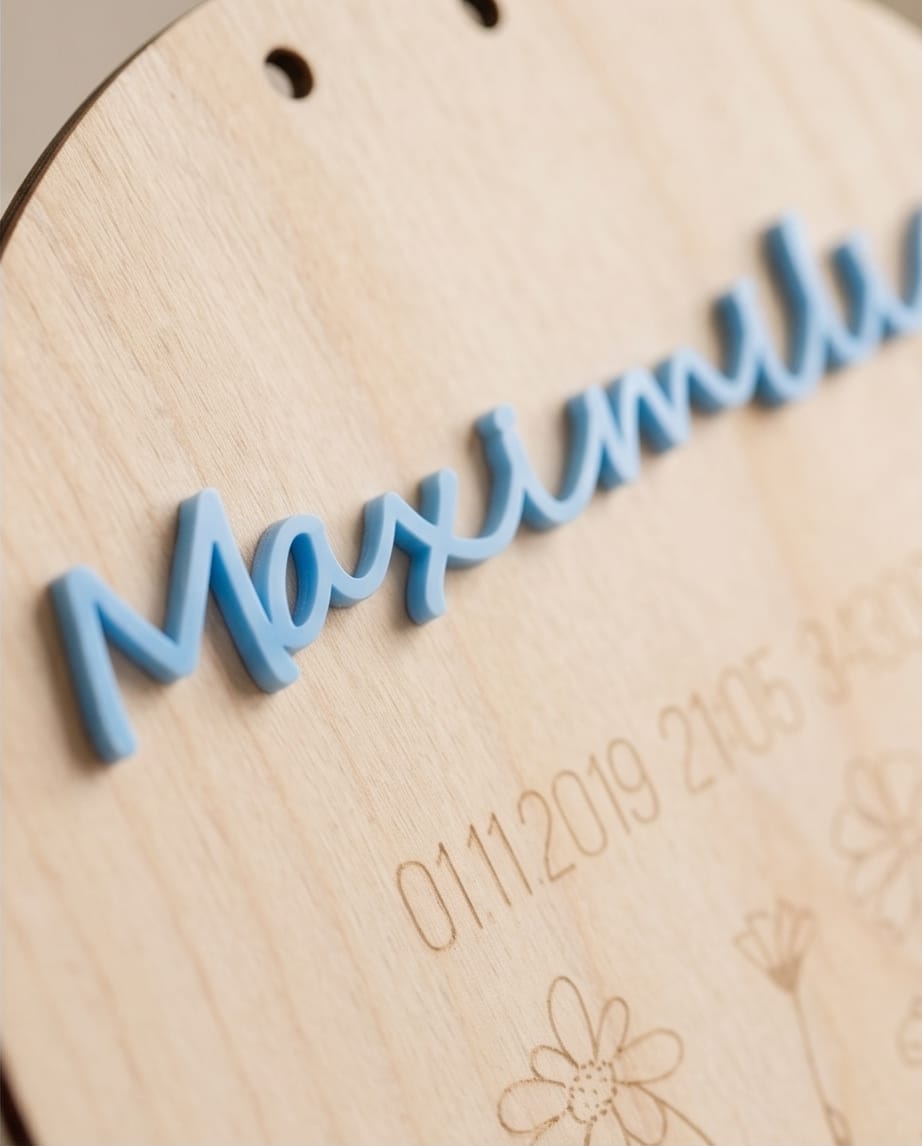 Personalisiertes Geburtsschild aus Holz | 3D-Acryl oder Gravur (Deutsch & Russisch)