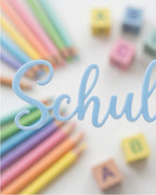 Cake Topper "Schulkind" aus Acryl | Eleganter Tortenstecker für die Einschulung in Wunschfarbe