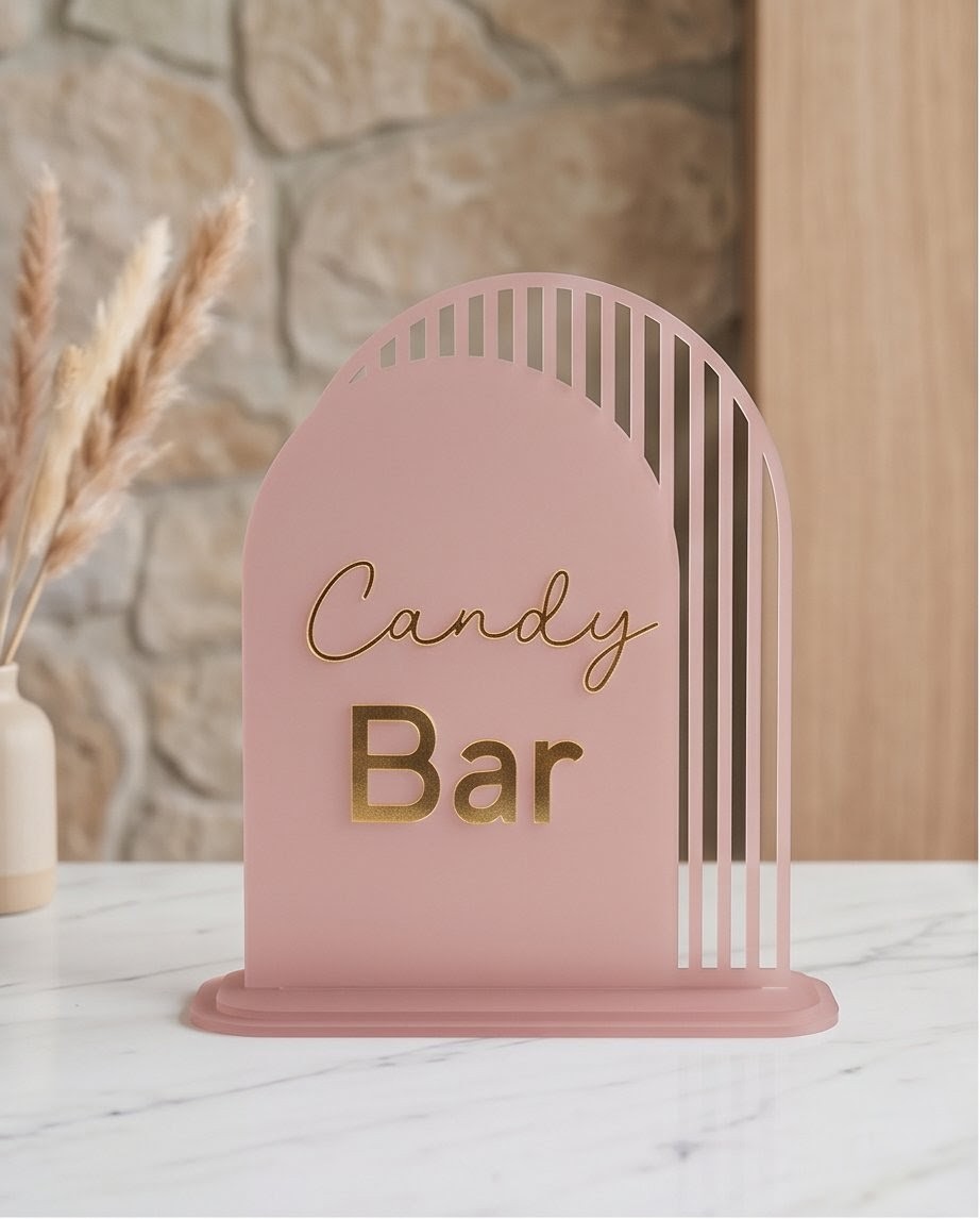 Aufsteller "Candy Bar" aus Acryl im Bogen-Design | Schild mit 3D-Schrift für Hochzeit & Event