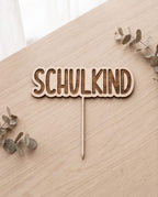 Cake Topper "Schulkind" aus Holz | Kuchendeko zur Einschulung (Wählbar: 3D-Acryl oder Gravur)