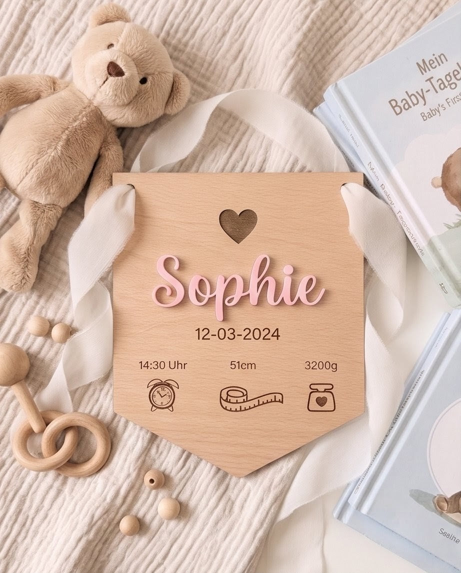Personalisierter Holz-Wimpel "Geburt" | 3D-Acryl Namensschild