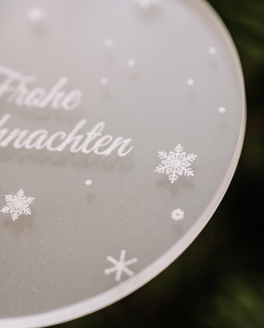 Weihnachtskugel "Frohe Weihnachten" aus Frost-Acryl | Christbaumschmuck